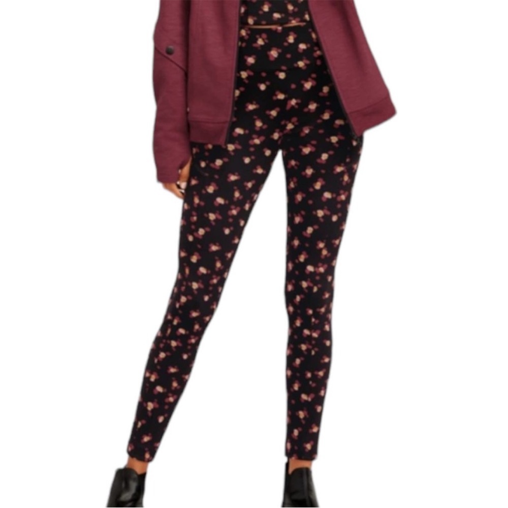 CAbi Printed Lean Legging Flower Burst